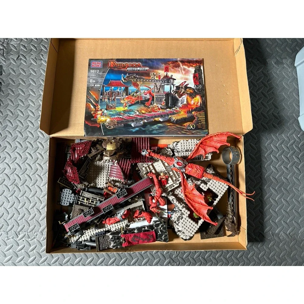 Mega Bloks 9812 Dragons Metal Ages: Odaku Armory used missing parts